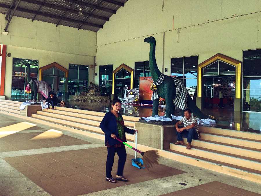 Dinosaur. Savannakhet, Laos