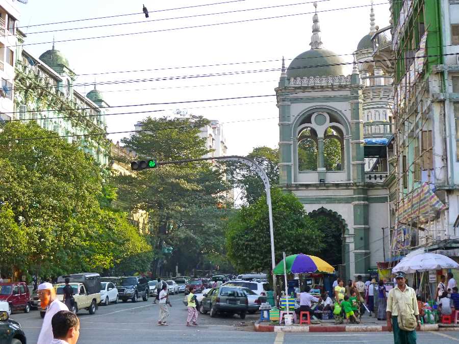 By the early 20th century, Yangon had public services and infrastructure on par with London