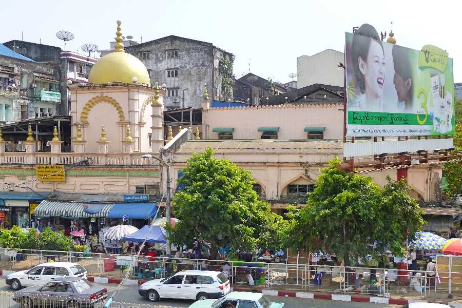 Sizeable South Asian and Chinese communities still exist in Yangon