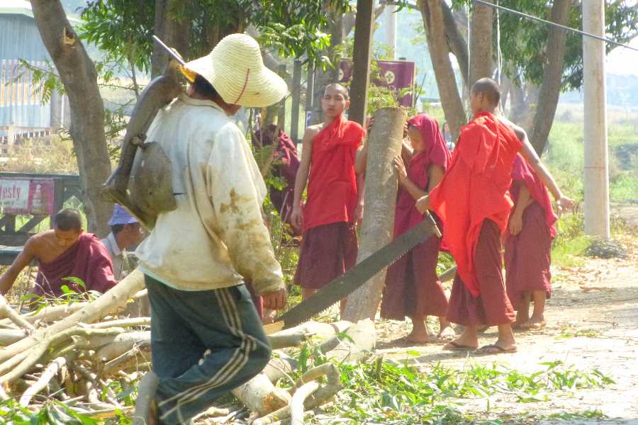 yaungshwe, the town in which most travellers find accommodation during their visit to Inle Lake, is home to several monasteries and regarded as a spiritual centre of Burma