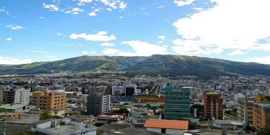 Rachel Tavel worked for VIVA Travel Guides in Quito