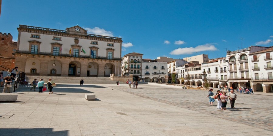 Live in Caceres, Spain
