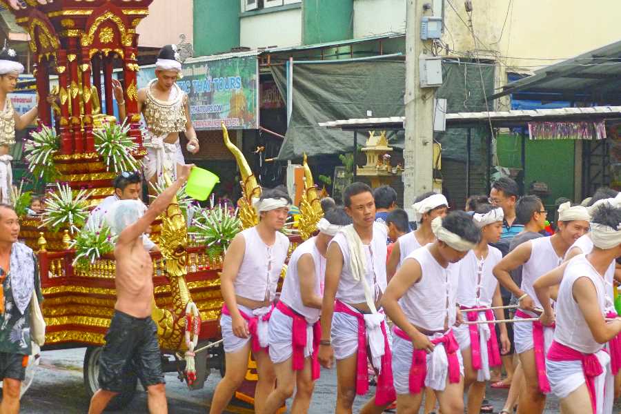 Chiang Mai vs Bangkok for Songkran?