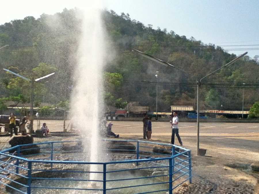 The minivan will stop at these hot springs for 15 minutes
