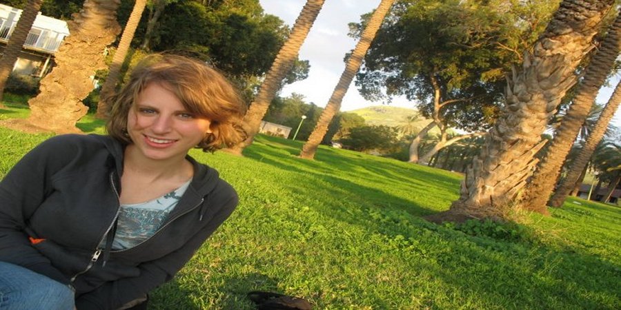 Volunteer in Israel on a kibbutz