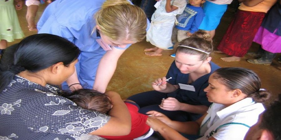 Doctors, Nurses and Paramedics wanted to accompany young people on their gap year